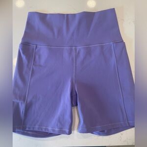 Vuori studio pocket shorts